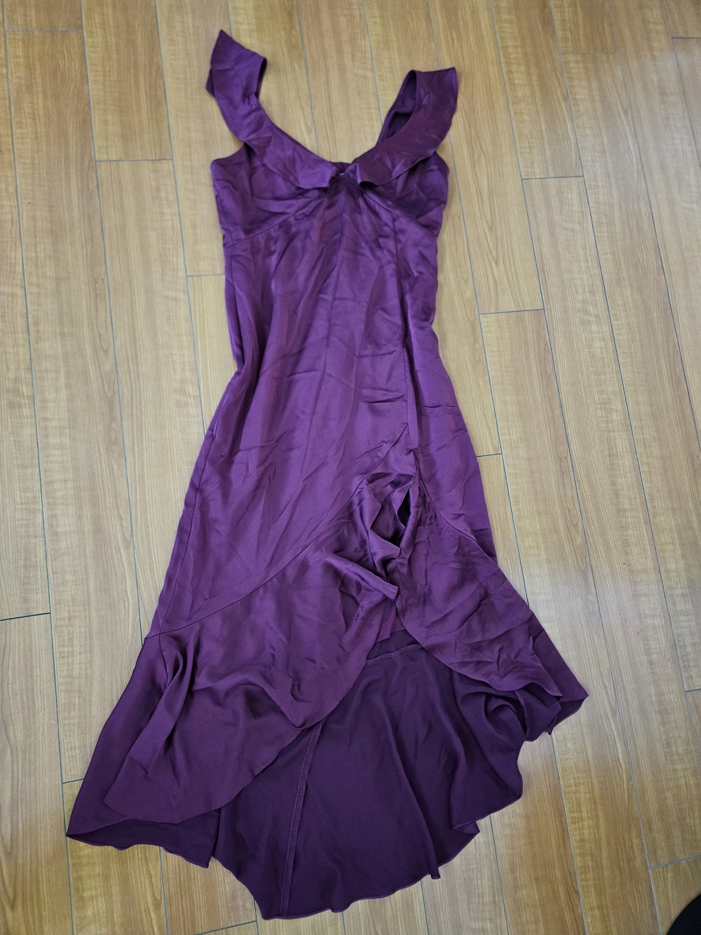 Express DEEP Burgundy Ruffle High-Low Satin Dress Sz Size 10 - Picture 6 of 16